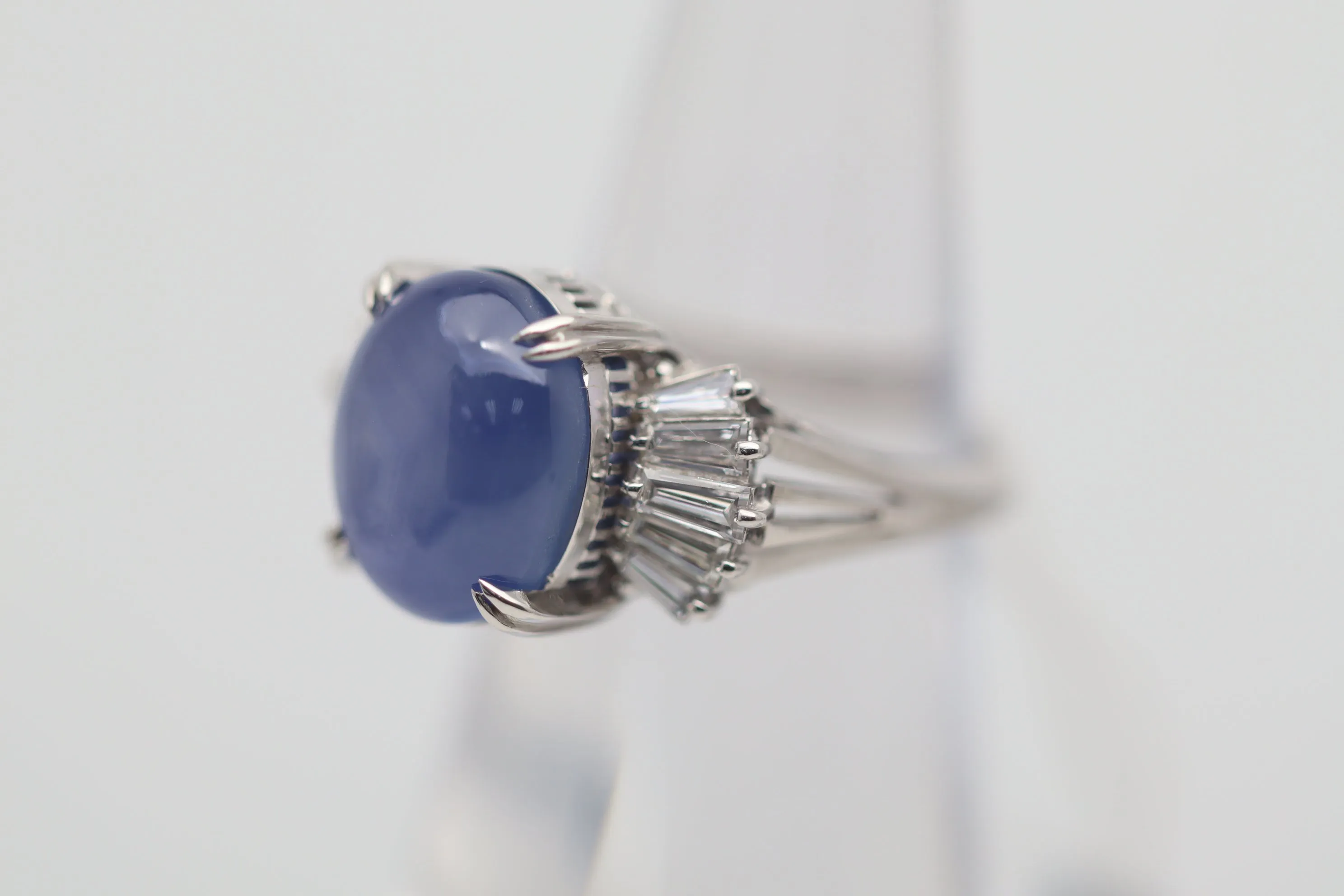 12.68 Carat Fine Star Sapphire Diamond Platinum Ring