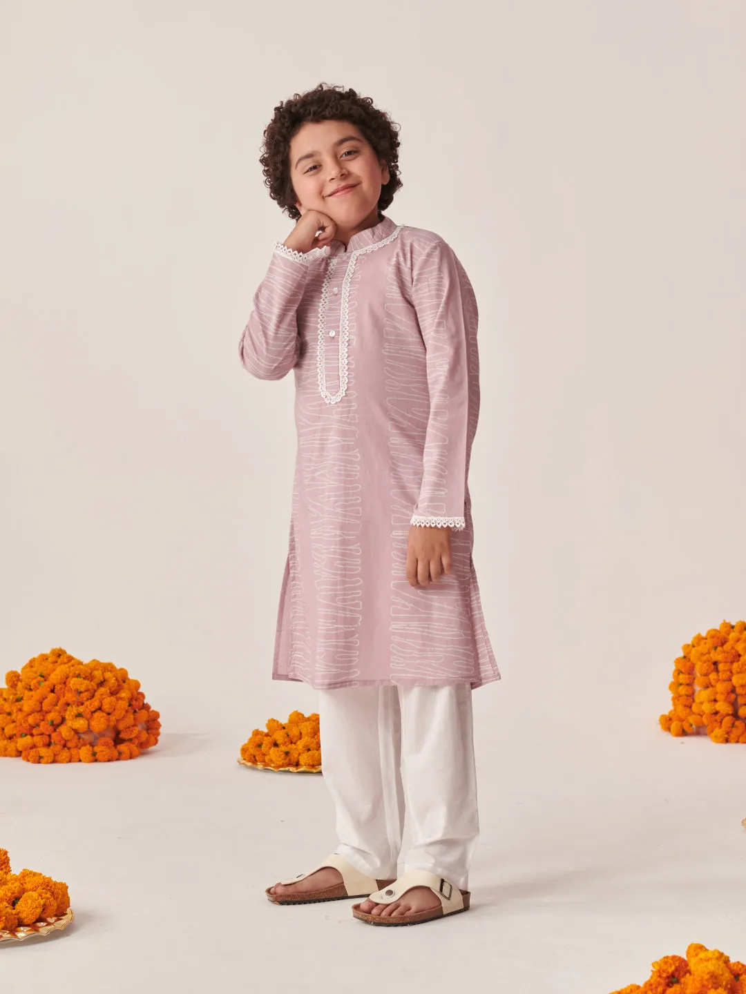 Boys Abstract Printed Mandarin Collar Straight Kurta With Pyjamas