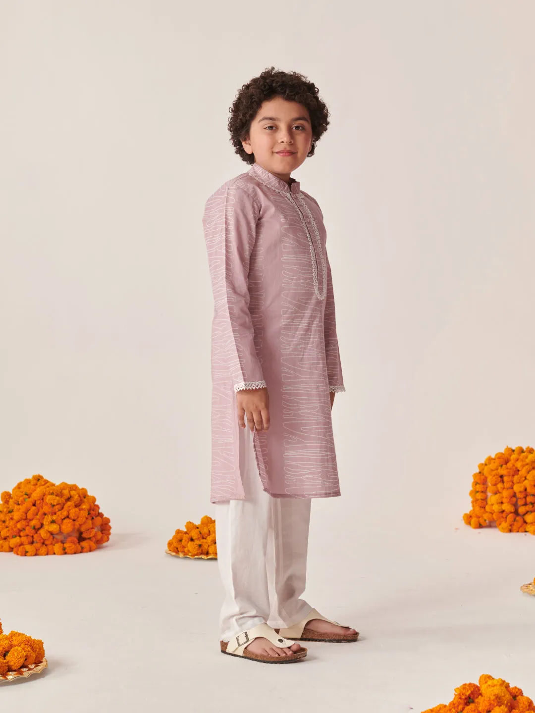 Boys Abstract Printed Mandarin Collar Straight Kurta With Pyjamas