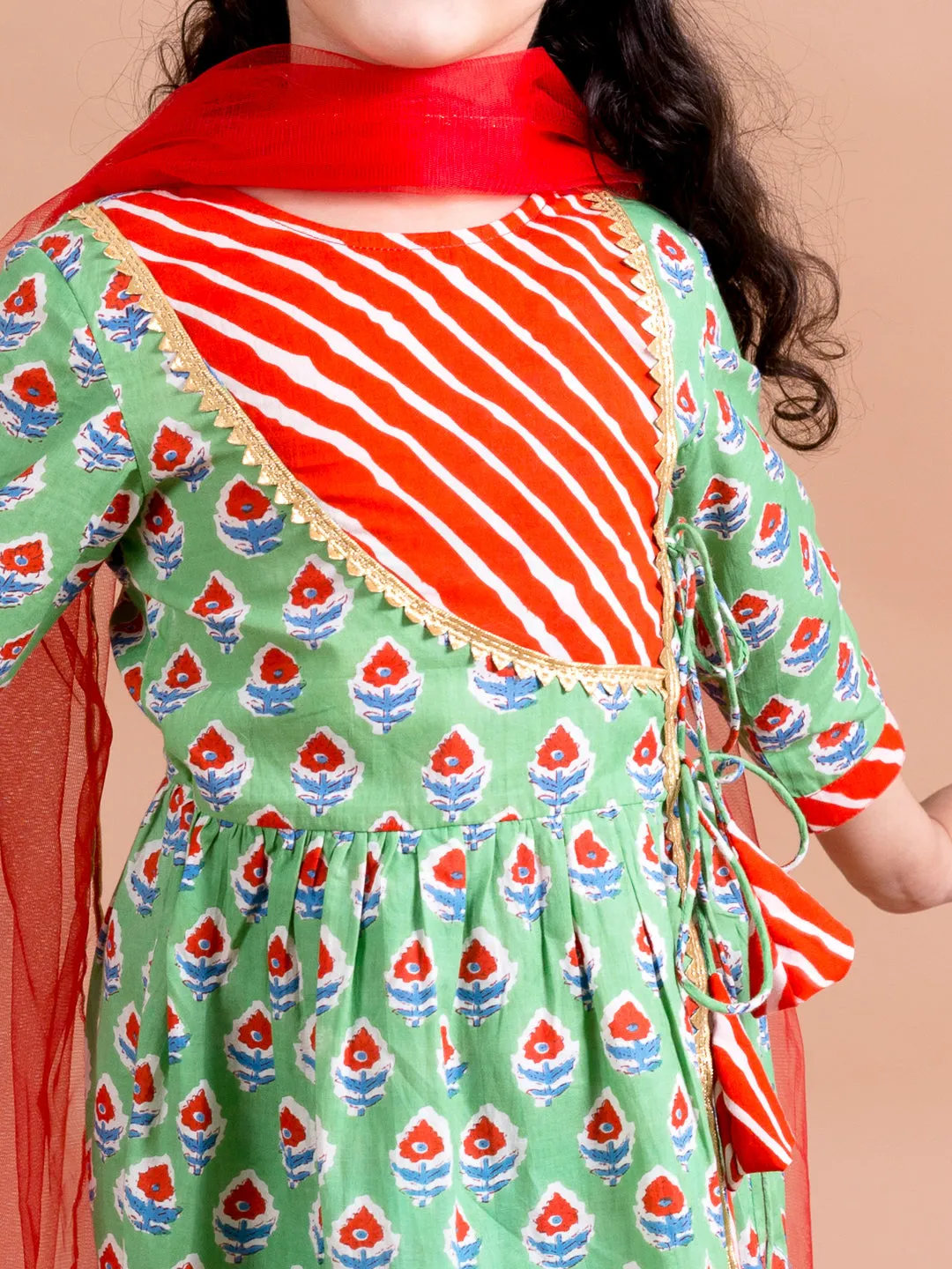 Girls Green Floral Printed Pure Cotton Kurta Set