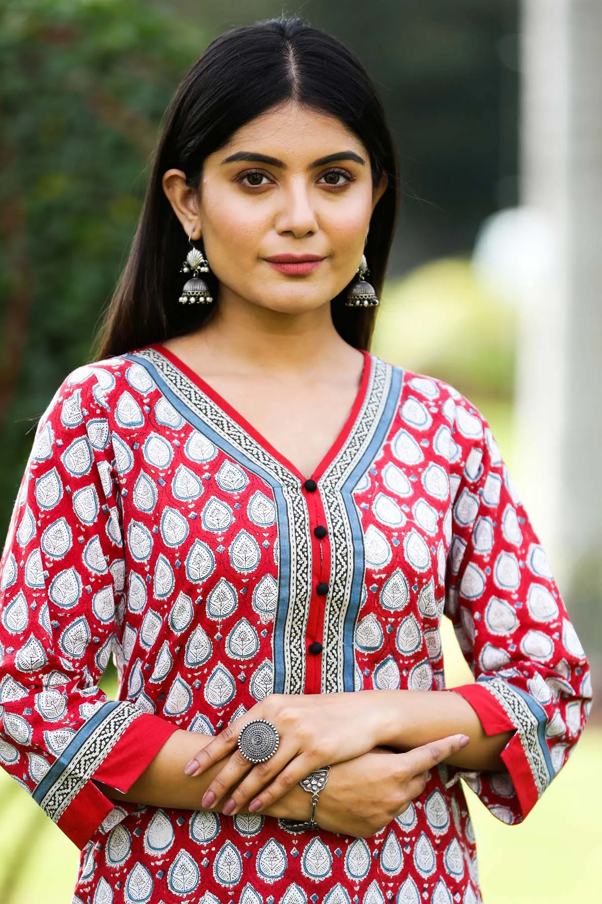 Straight fit kurta in red handblock print