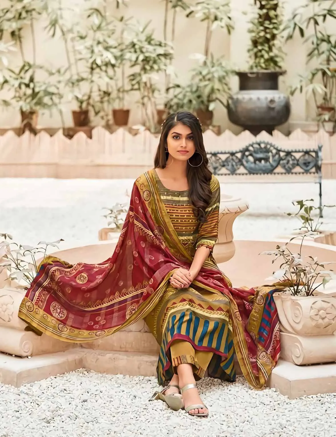 Unstitched Muslin Silk Salwar Kameez Suit Set With Chanderi dupatta