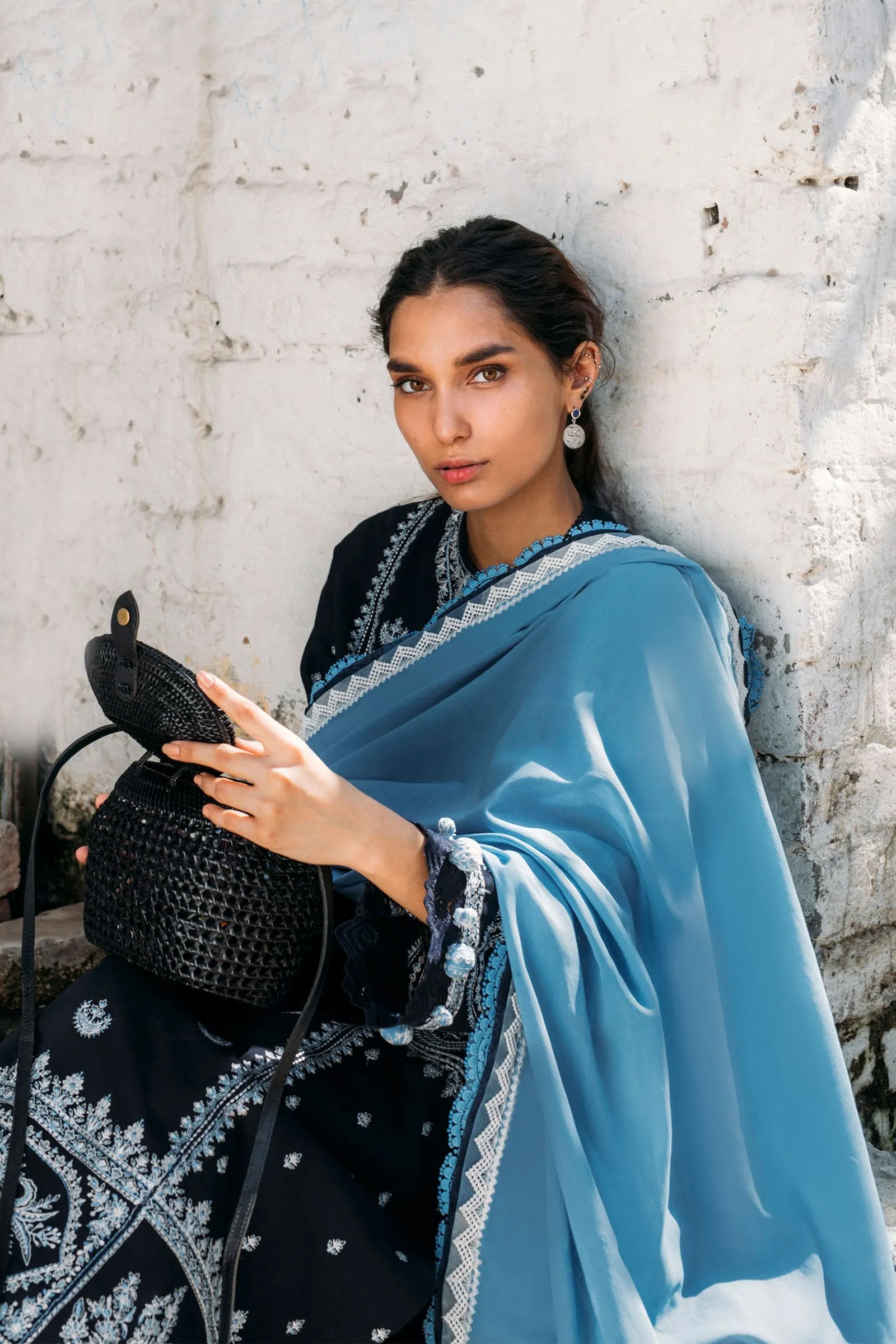 Zaha by Khadijah Shah · Humrahi Winter Collection – TARA (ZW21-01)